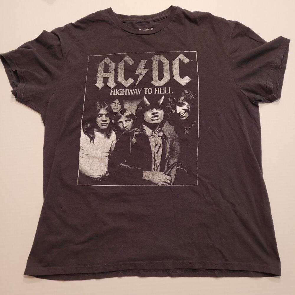 AC/DC Highway to Hell Tee size Large